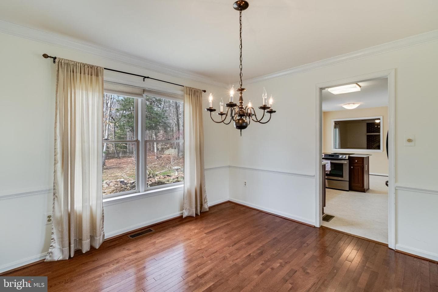 1013 Suffolk Drive photo 12