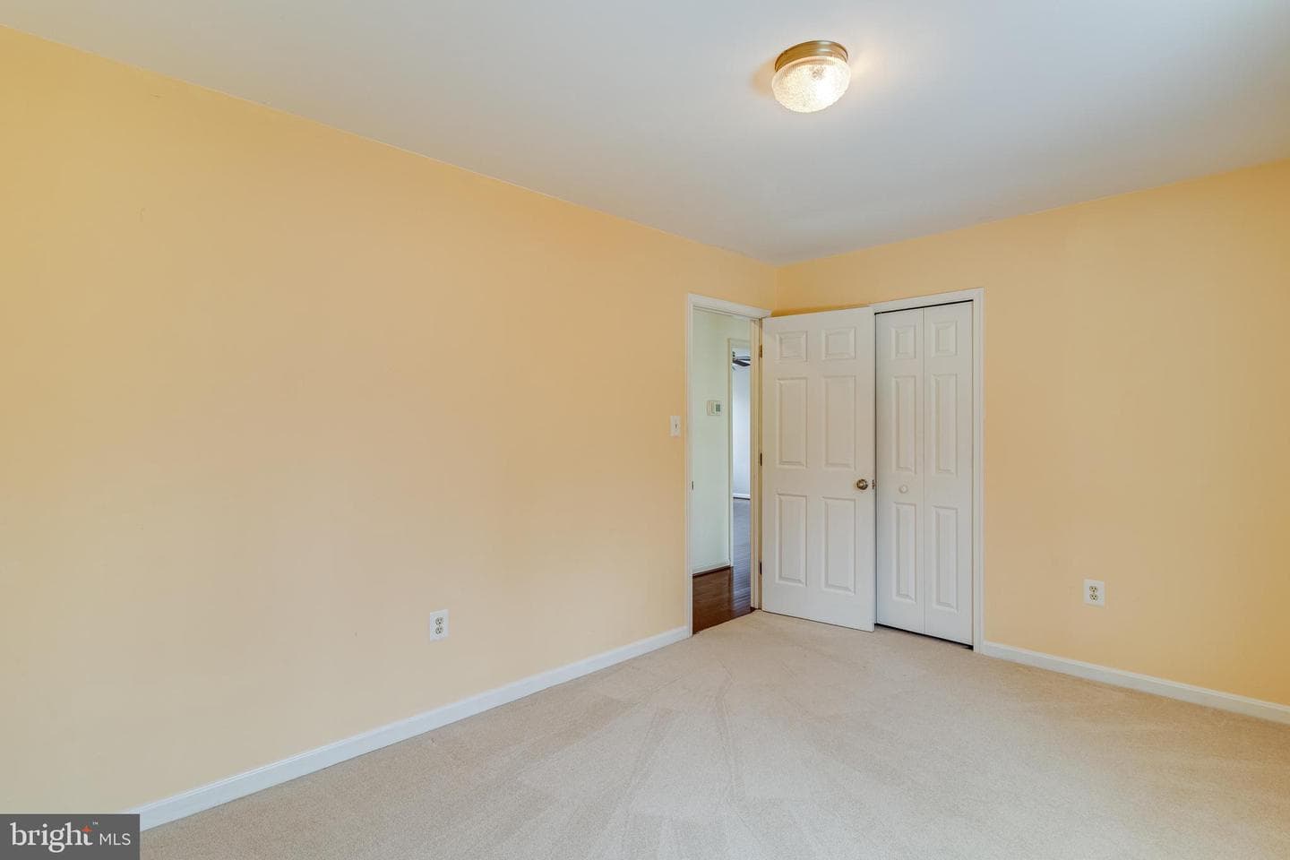 1013 Suffolk Drive photo 24
