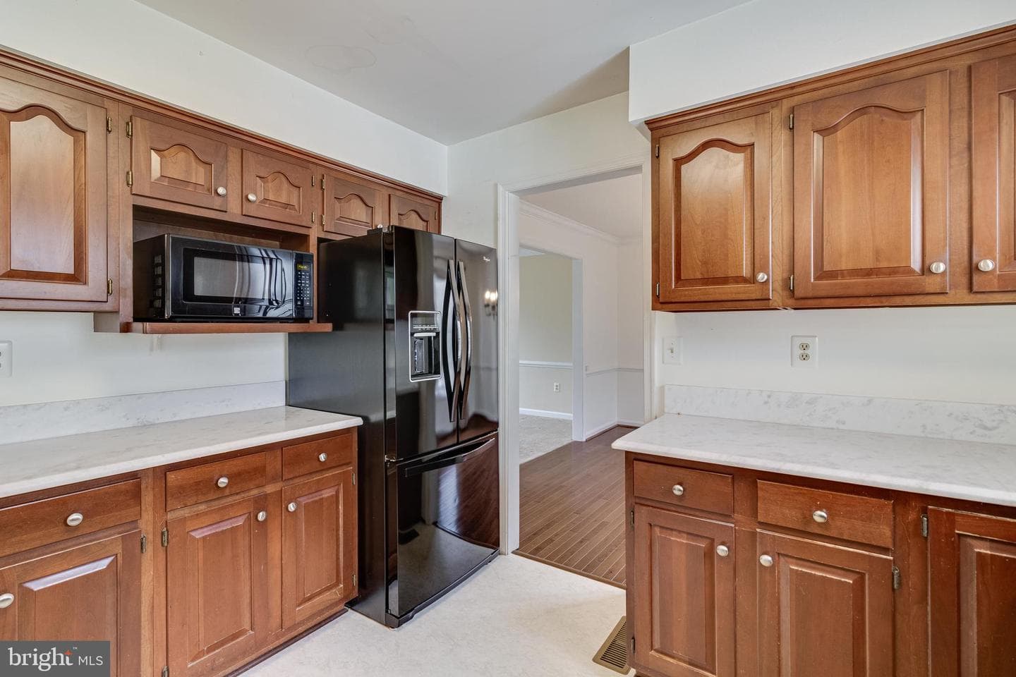 1013 Suffolk Drive photo 38