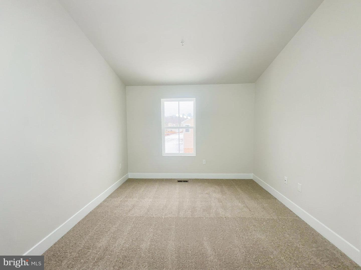 5526 Aberdeen Place photo 11