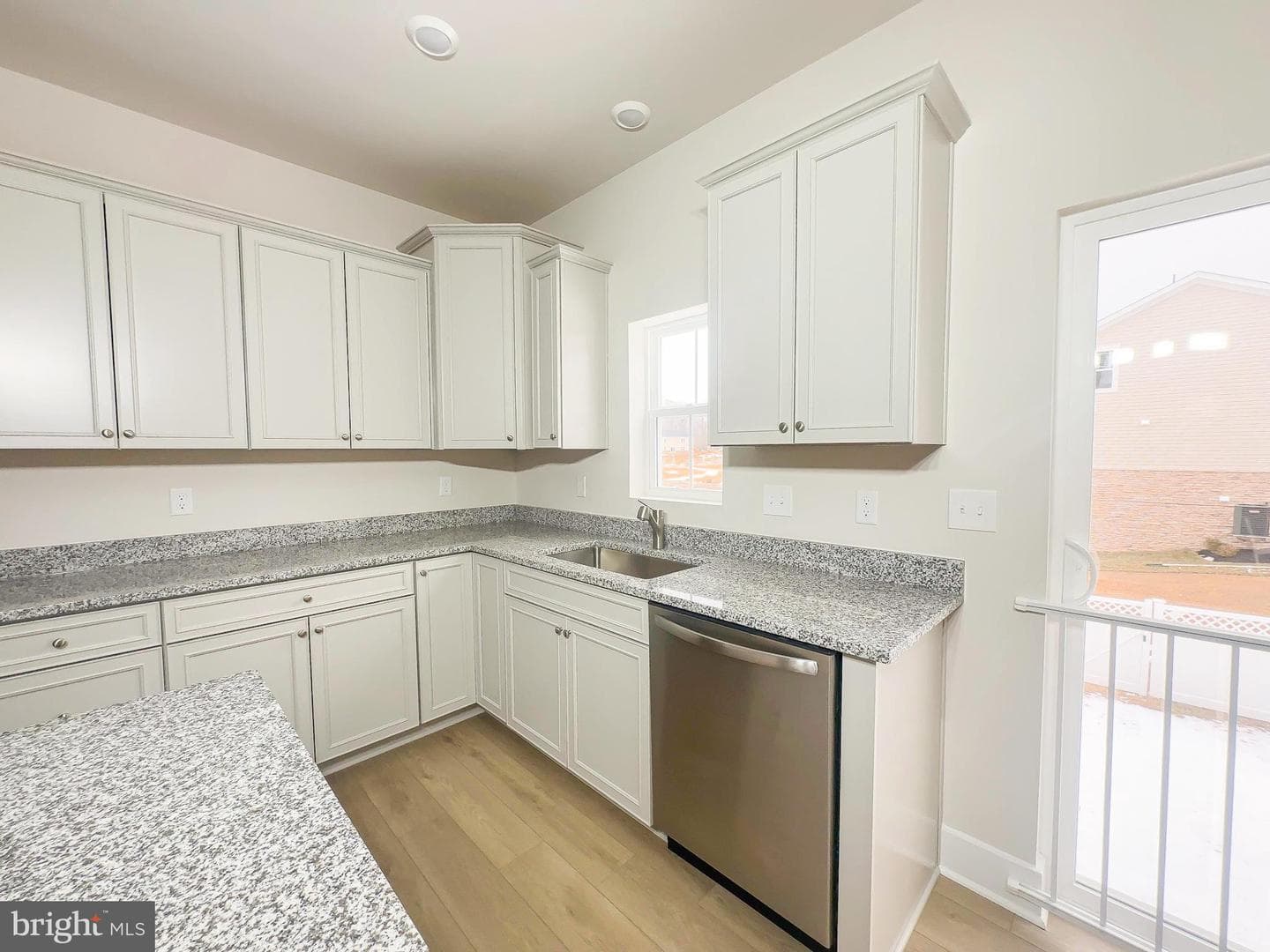 5526 Aberdeen Place photo 5
