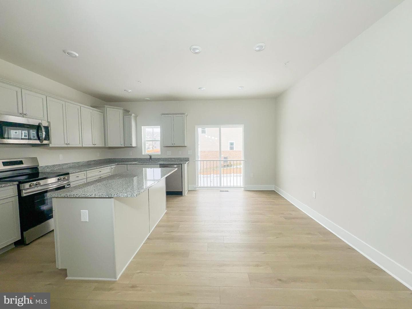 5526 Aberdeen Place photo 6