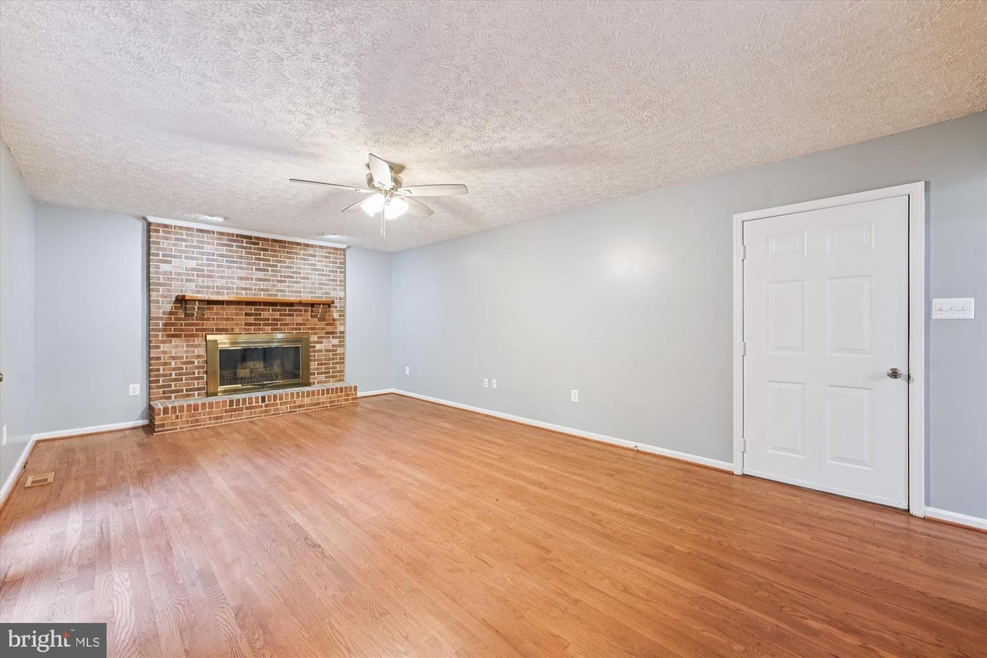 3643 Foxhall Place photo 24