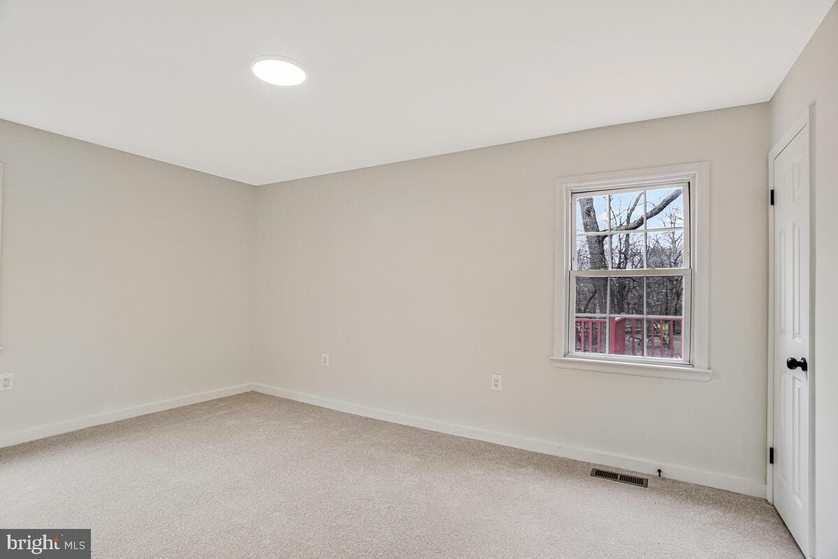 2424 Pear Tree Court photo 18