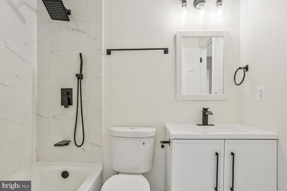 2424 Pear Tree Court photo 22