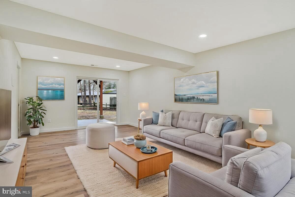 2424 Pear Tree Court photo 4