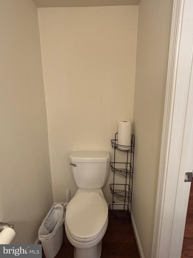 5404 Spotswood Place photo 9