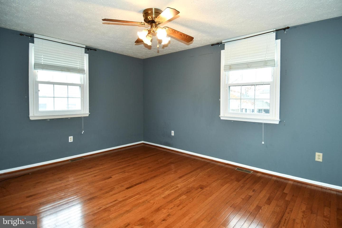 6724 Dolphin Court photo 31