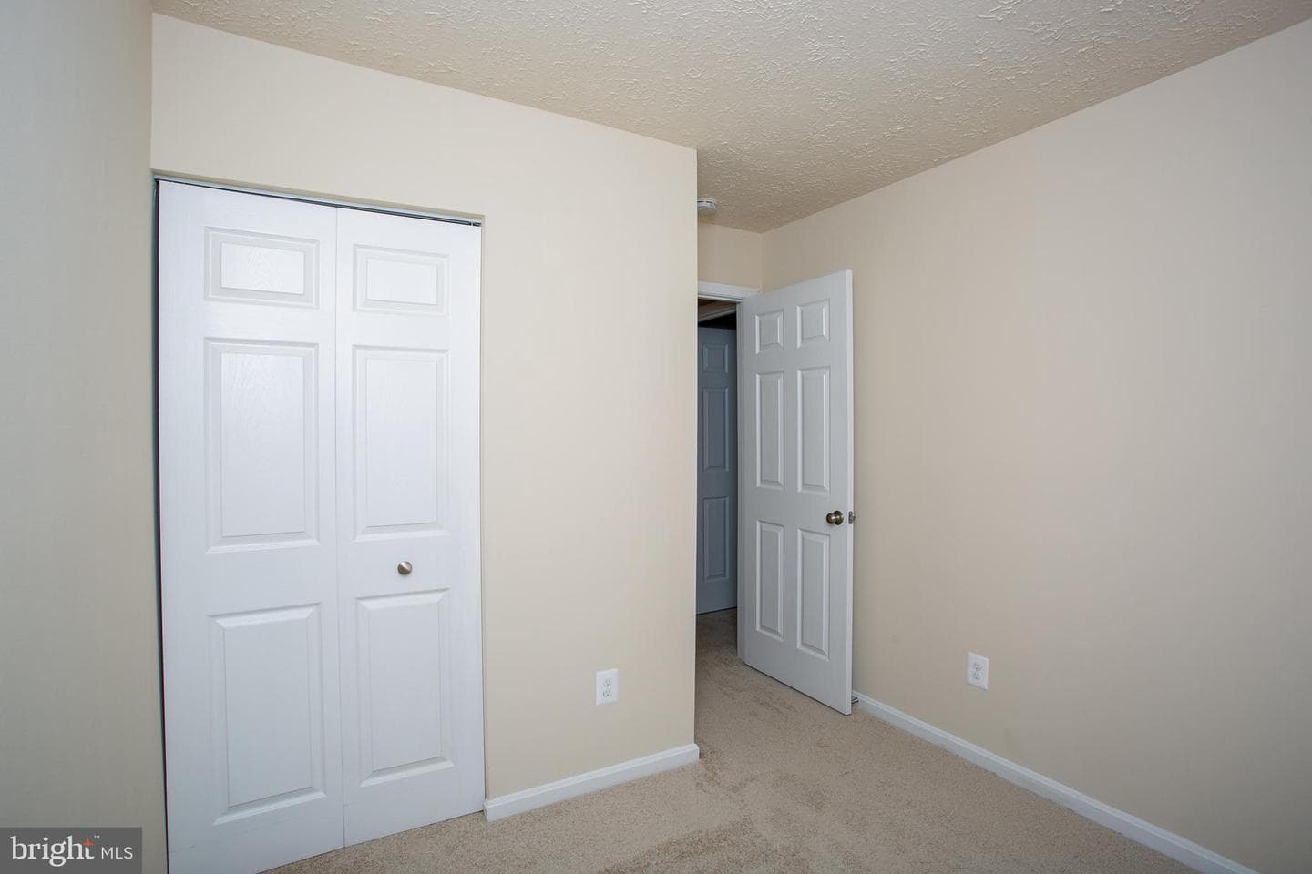 4202 Drake Court photo 25