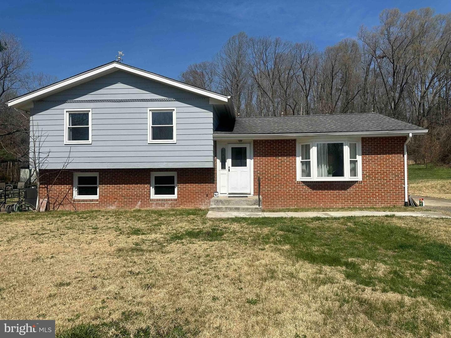 7933 Keech Road photo 11