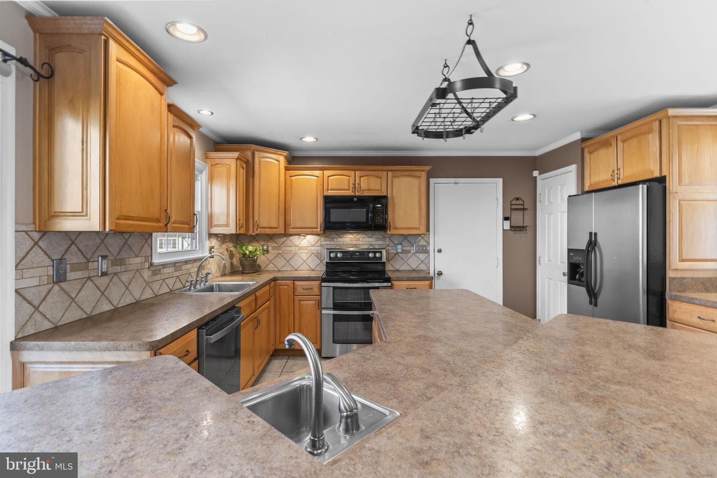11460 Laplata Road photo 4