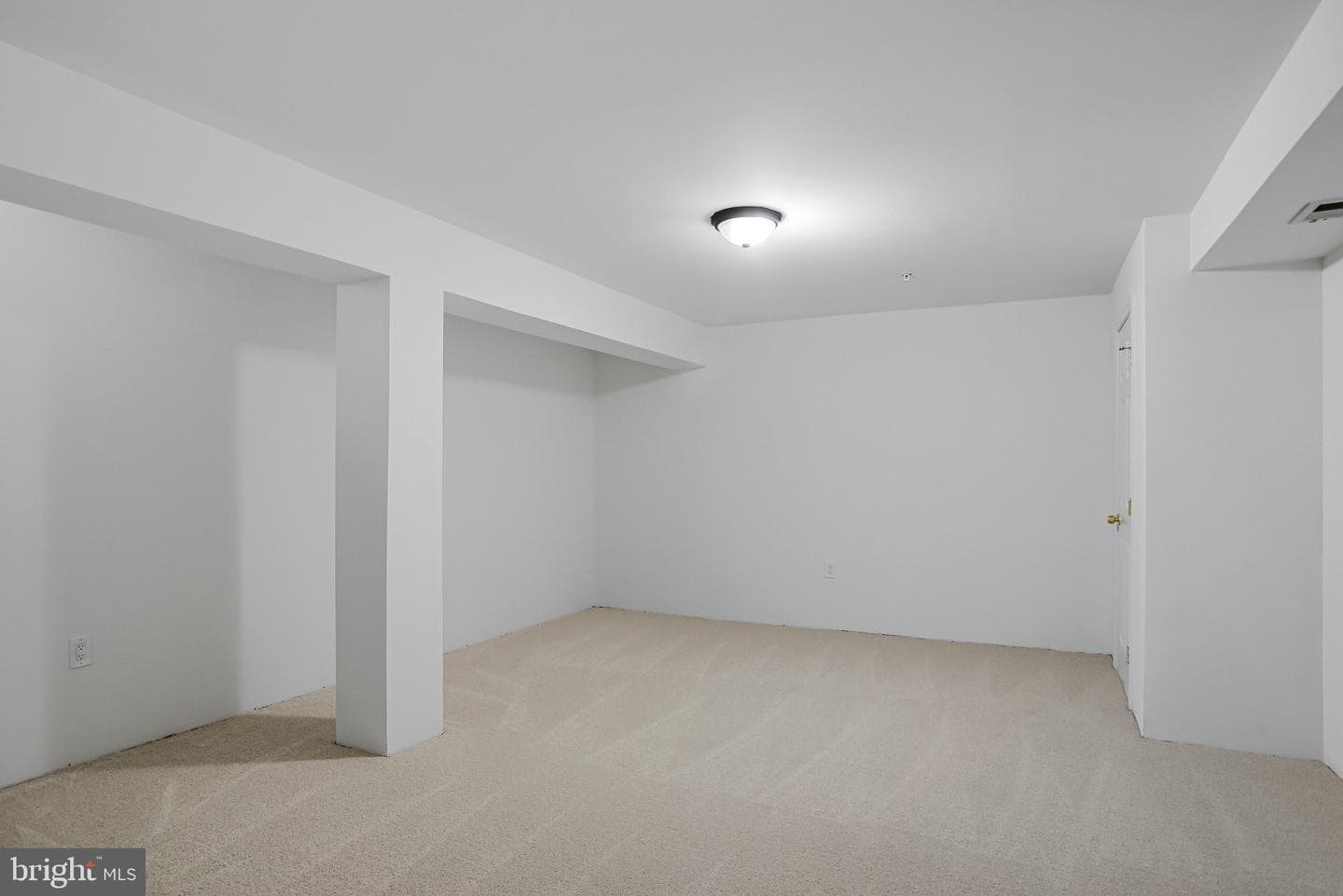 7446 Tottenham Drive photo 44