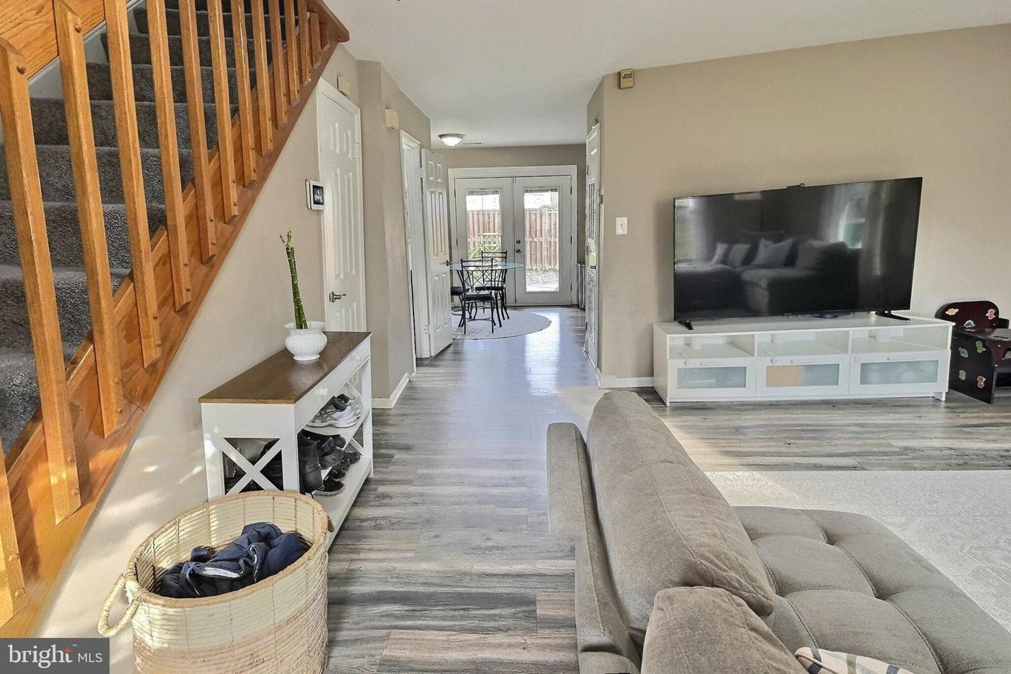 3269 Westdale Court photo 3