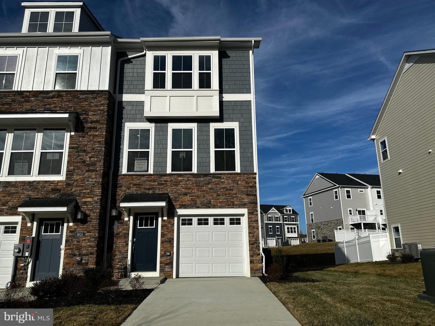5613 Ludlow Place photo 3