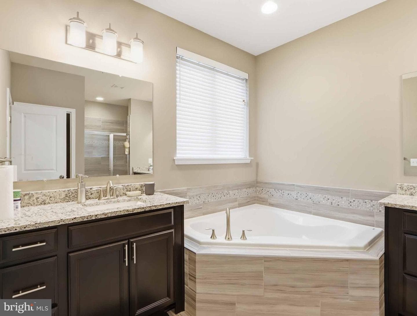4475 Irish Peach Court photo 20