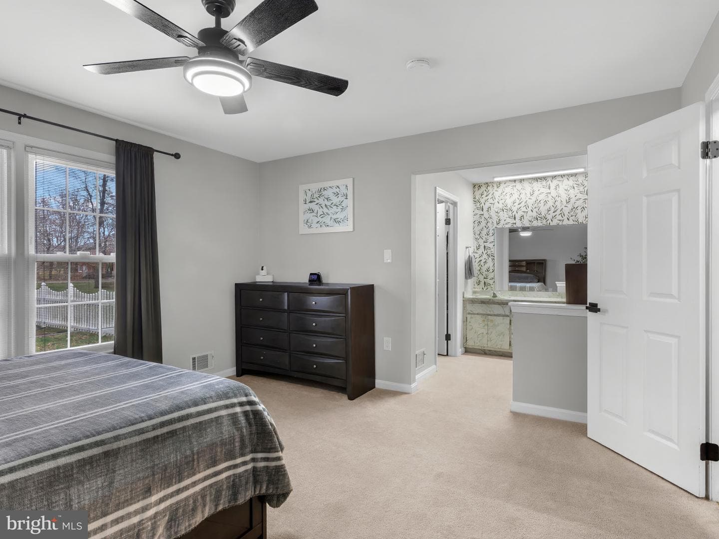 11074 Ellinger Drive photo 16
