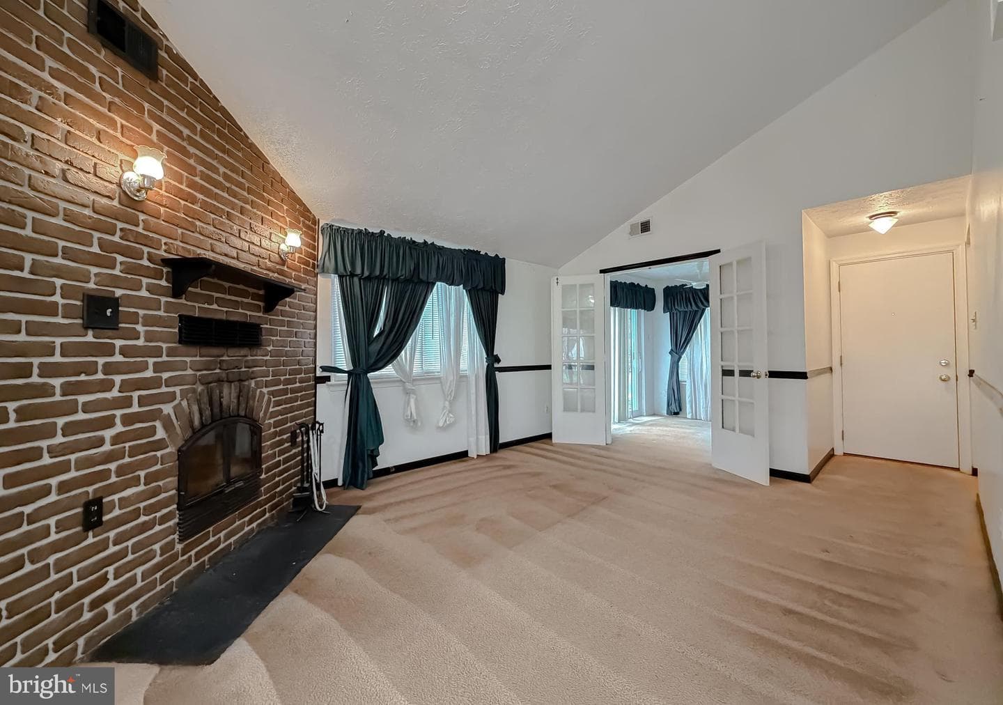 2498 Wakefield Circle photo 8