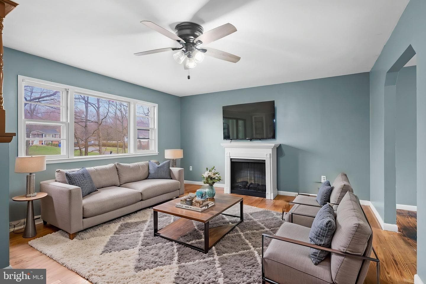 9445 Marshall Corner Road photo 4