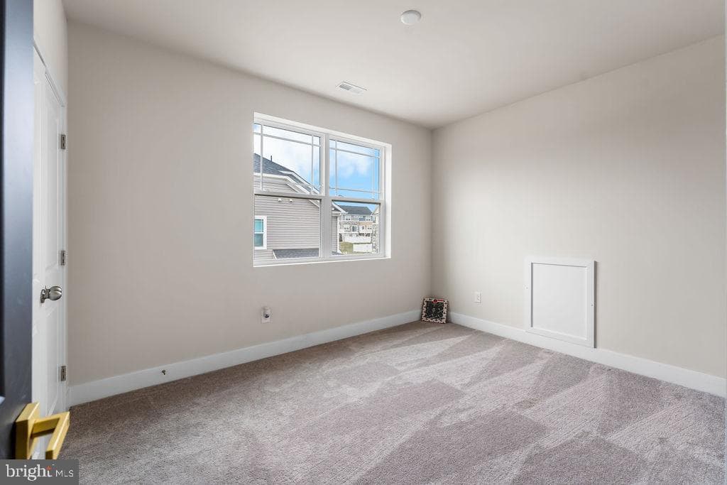 5196 Newport Circle photo 30