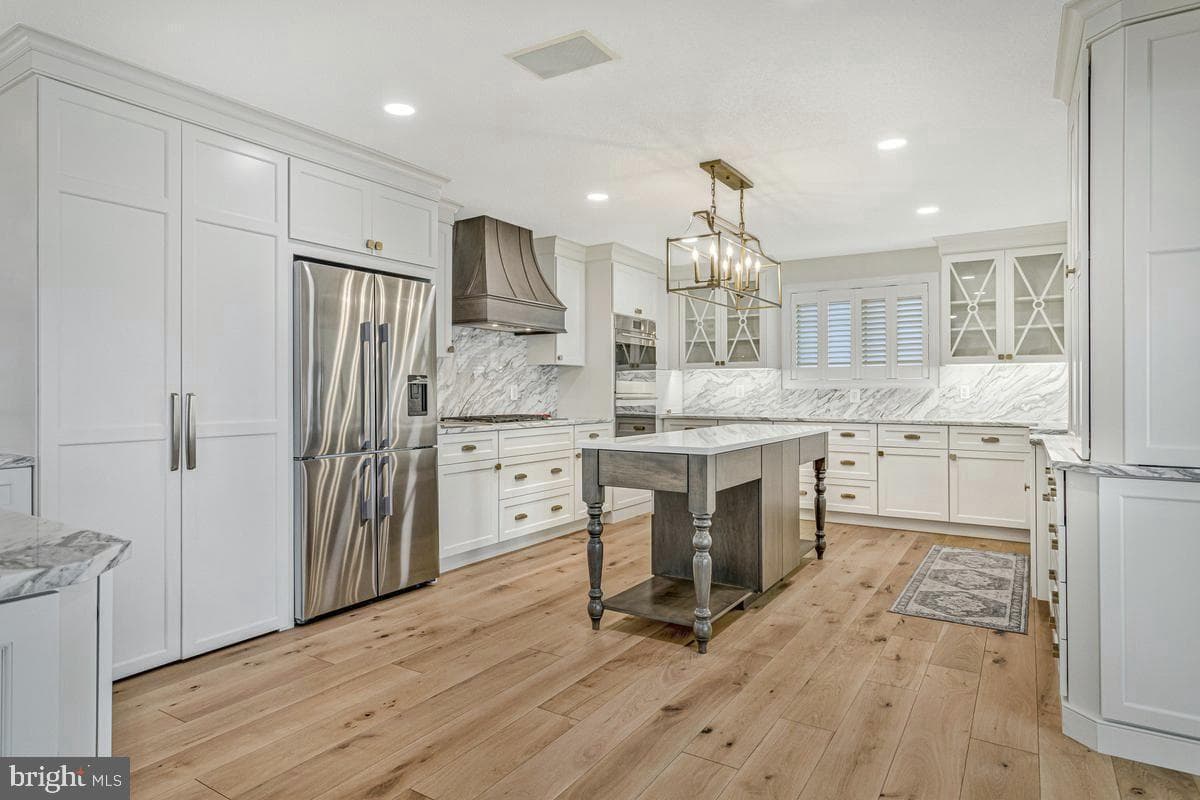 11610 Bachelors Hope Court photo 14