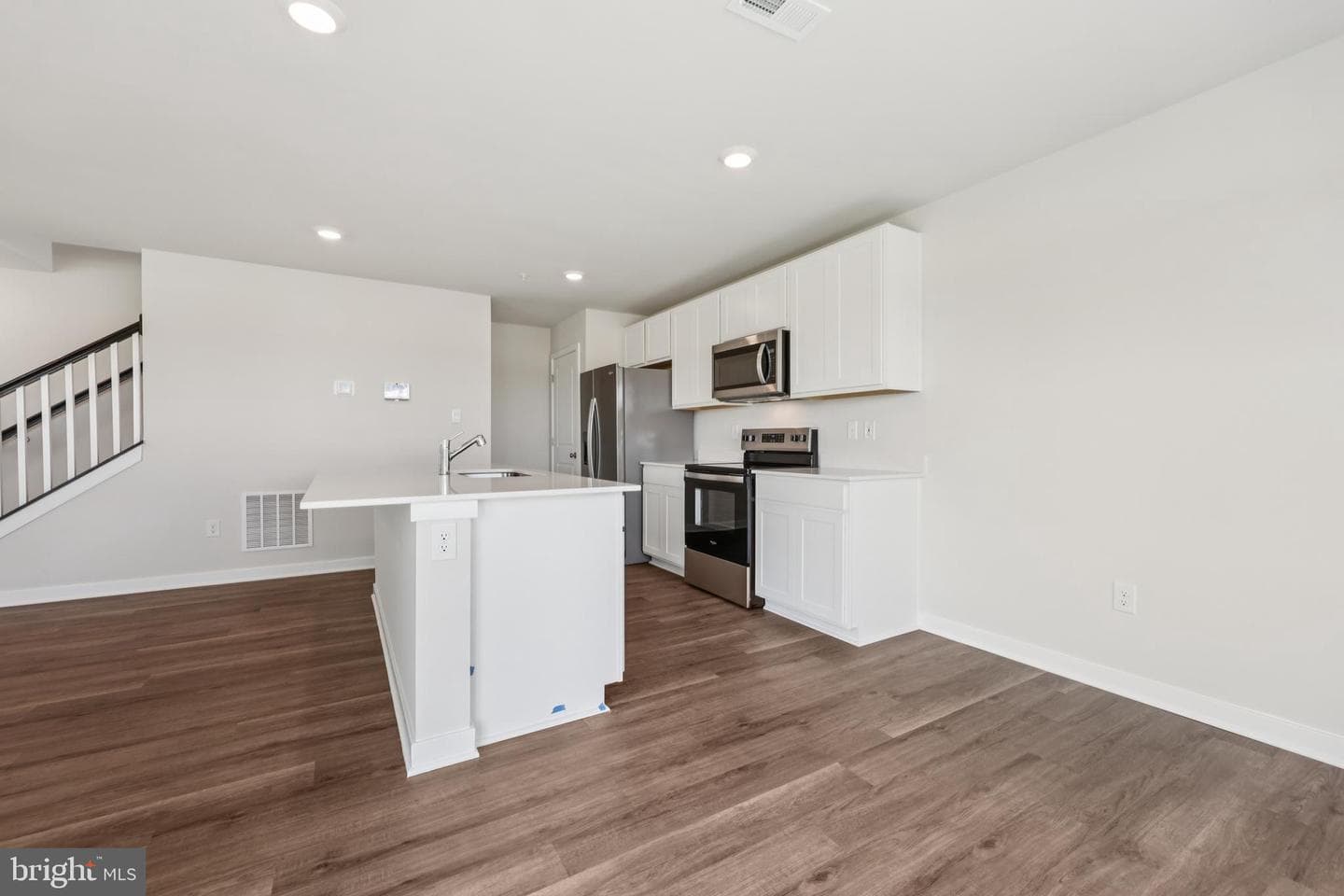 293 Long Branch Lane photo 8
