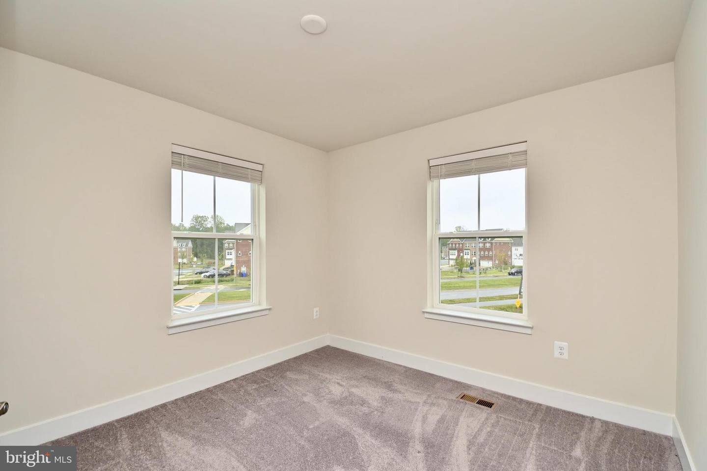 4107 Charles Dickens Dr photo 29