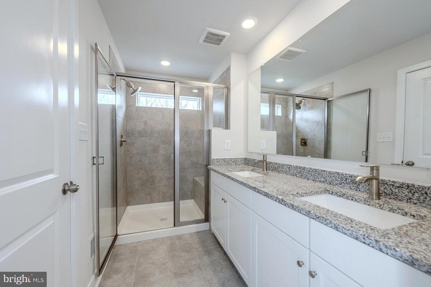 2762 Bridgewater Drive photo 31