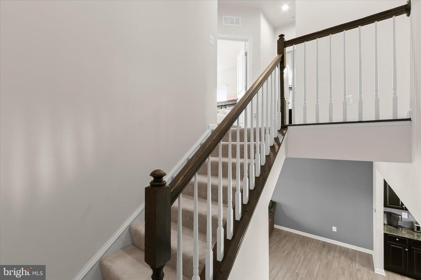 10860 Winchester Street photo 30