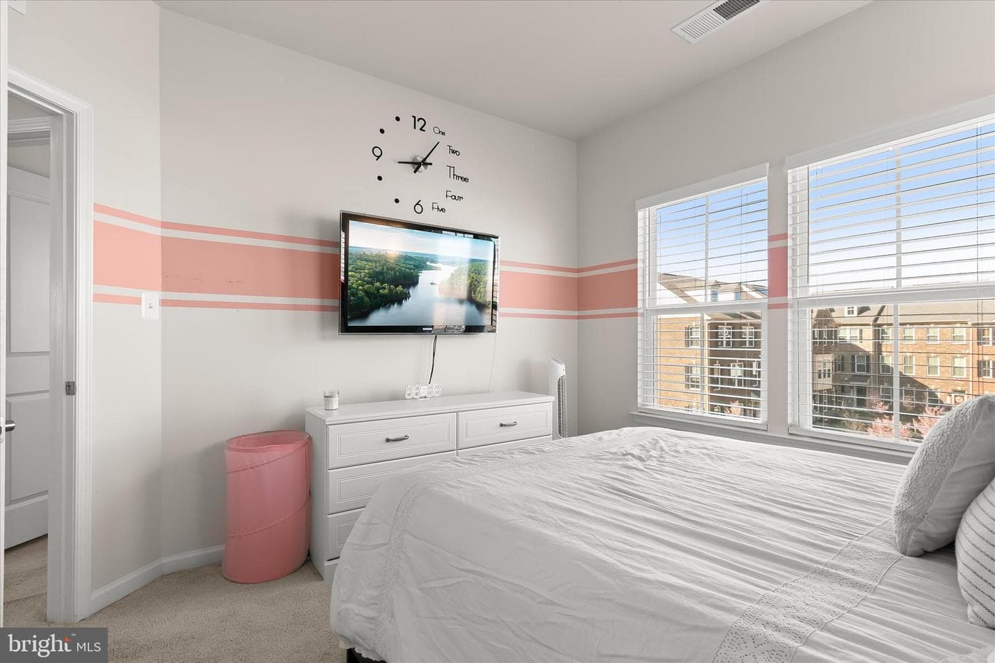 10860 Winchester Street photo 43