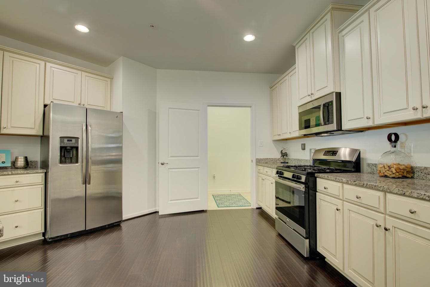 3063 Moonlight Place photo 6