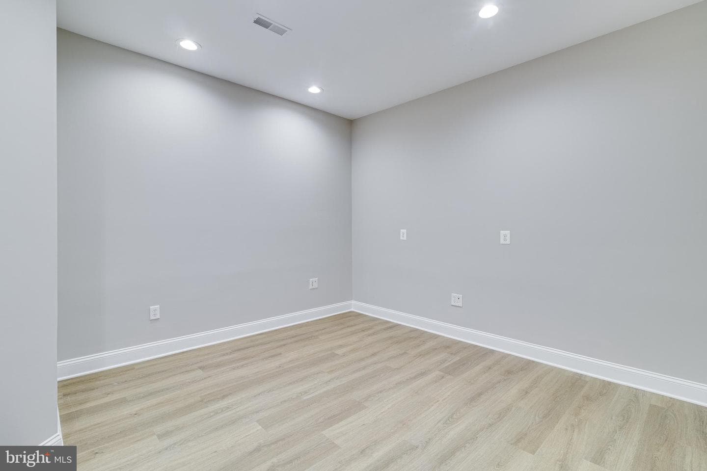 7910 Dartmoor Place photo 71