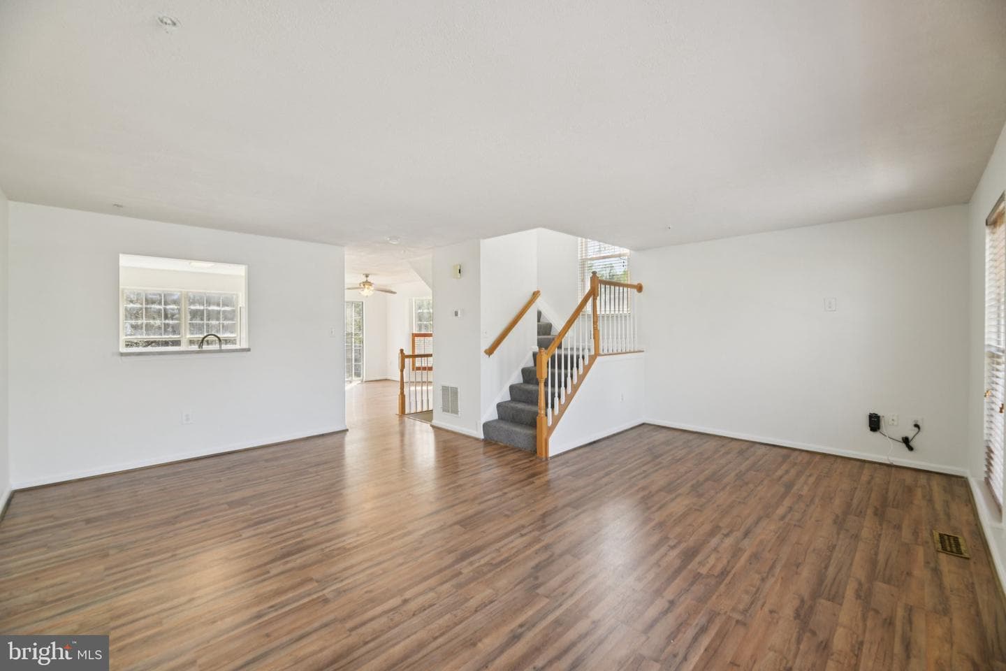 8421 Gauntlet Place photo 12