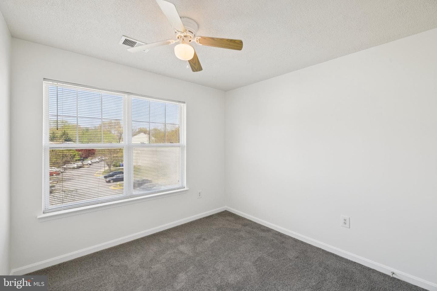 8421 Gauntlet Place photo 35