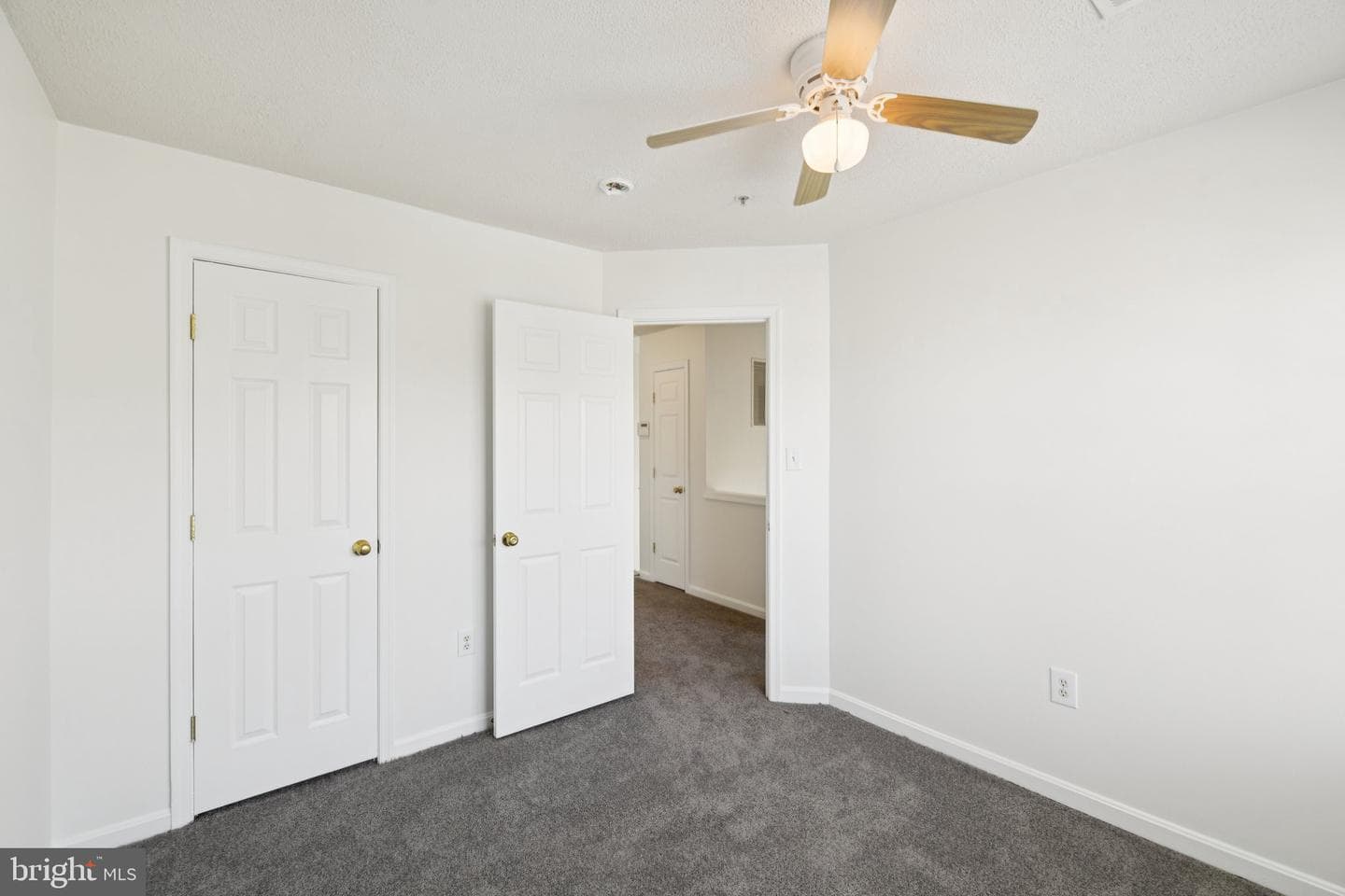 8421 Gauntlet Place photo 36