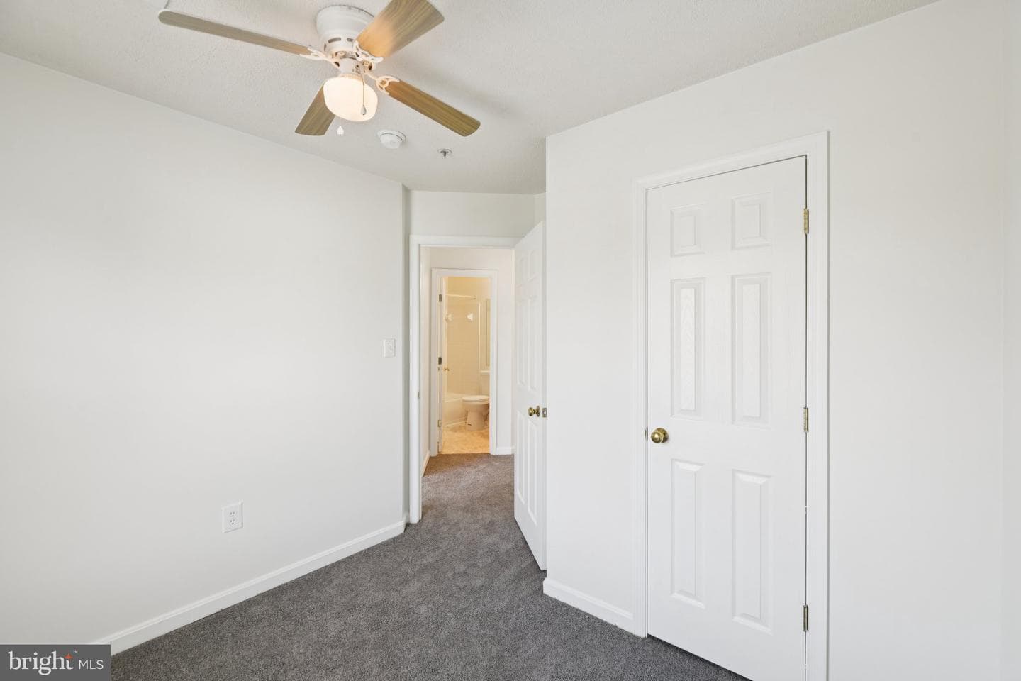 8421 Gauntlet Place photo 39