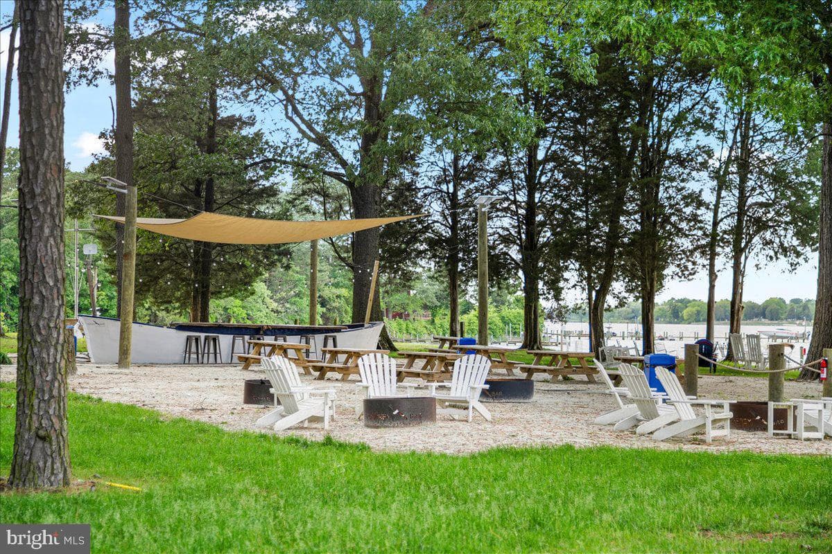 11504 Beacon Hill Court photo 44