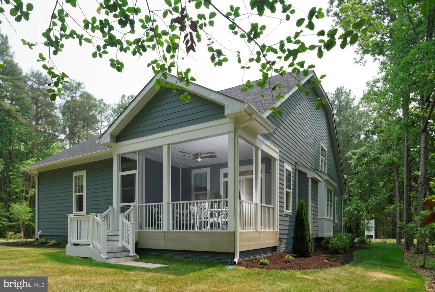 11504 Beacon Hill Court photo 5