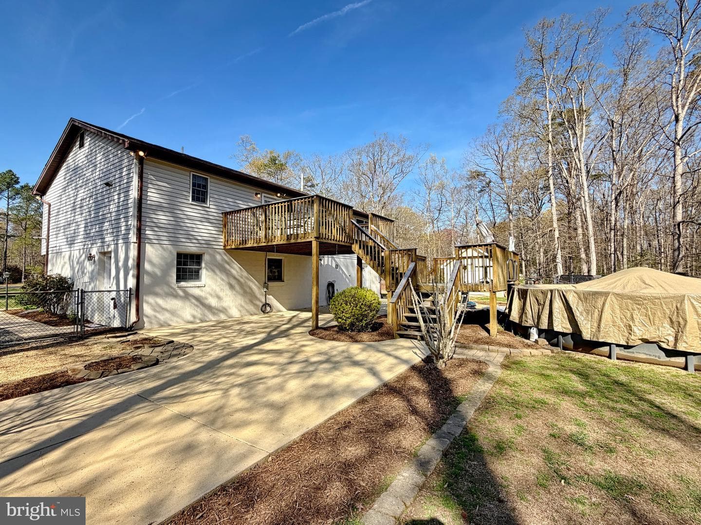 9486 Canary Drive photo 13