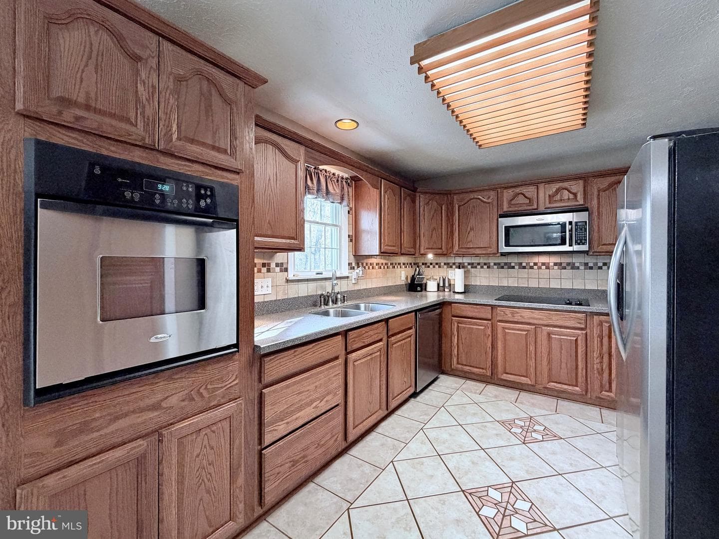 9486 Canary Drive photo 29