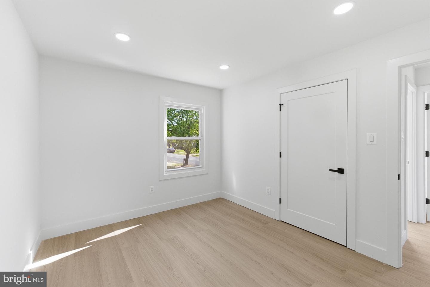 50 Garner Avenue photo 16