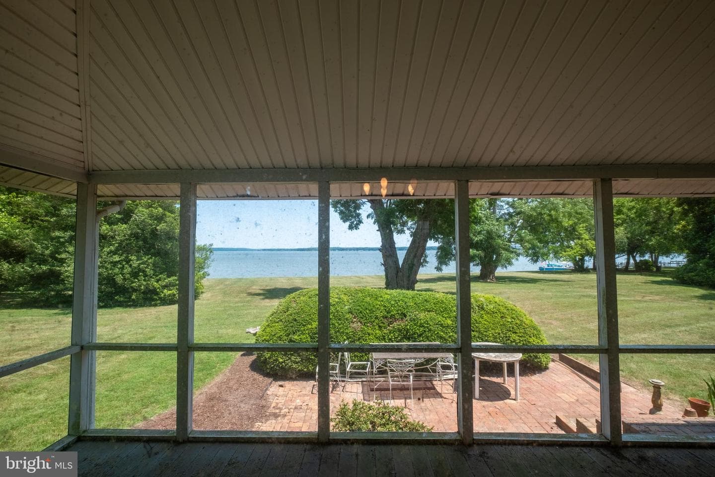 13922 River Road photo 7