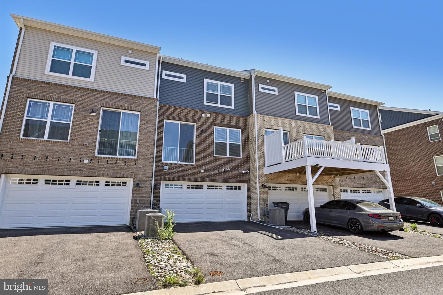 6929 Waterbury Place photo 50