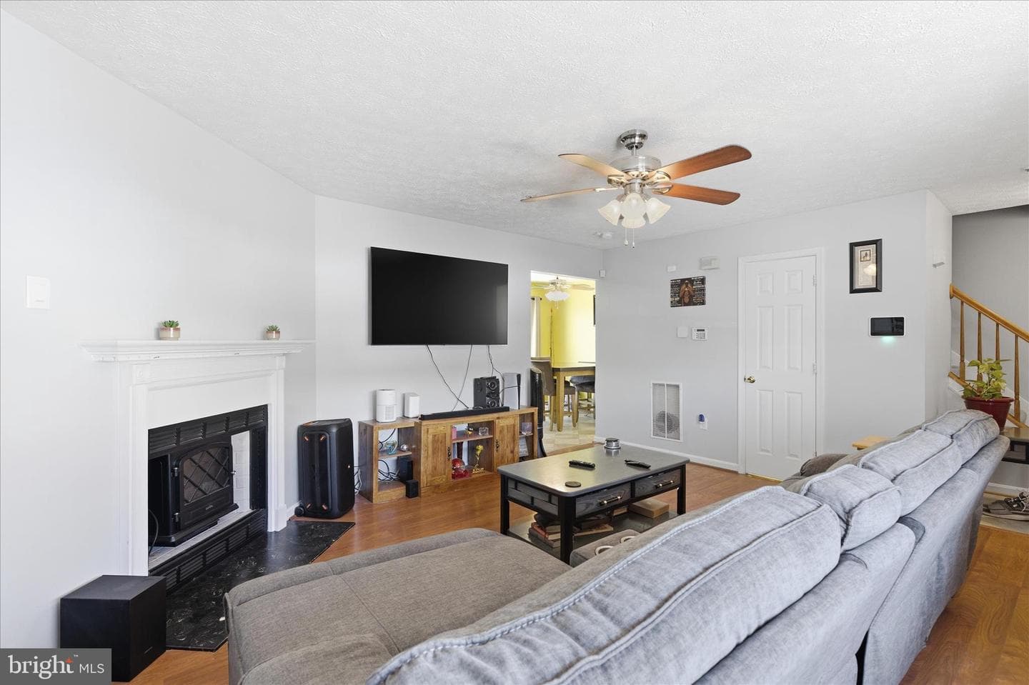 105 Hibiscus Court photo 3