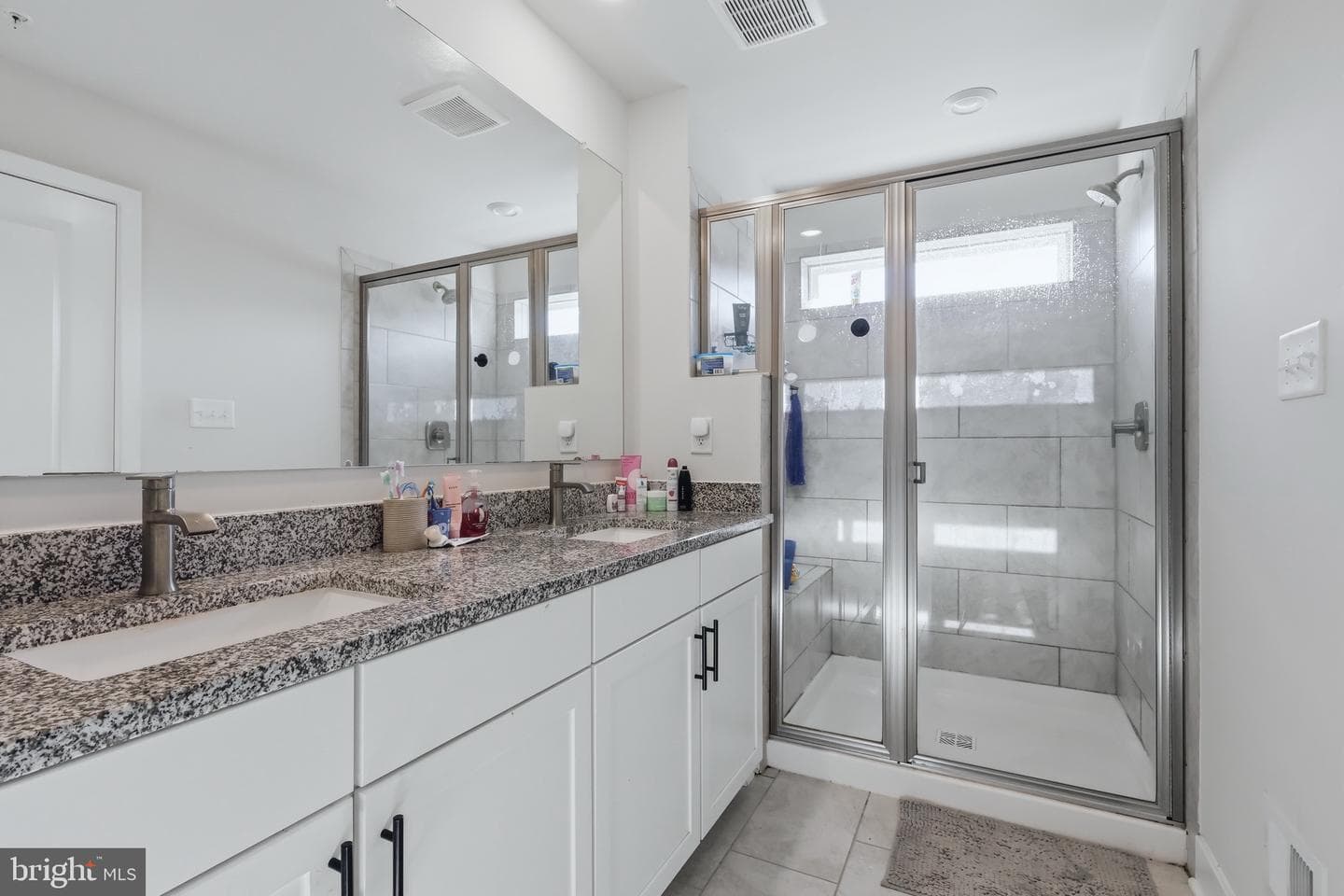 6894 Barrowfield Pl photo 13