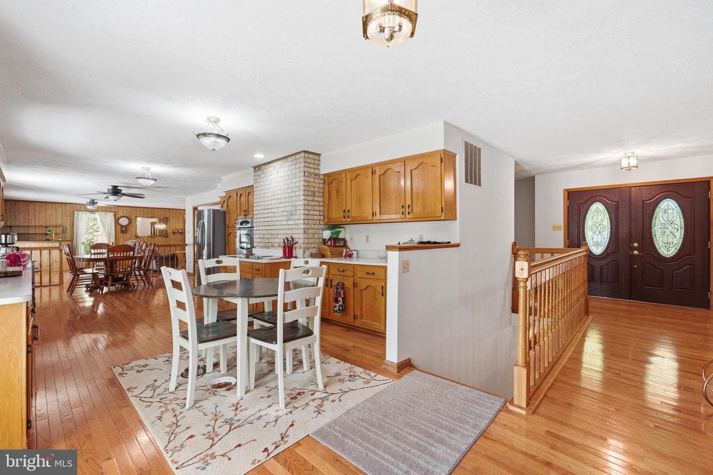 4465 Camelot Drive photo 11