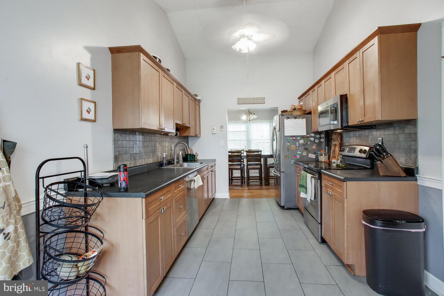 3525 Smoke Tree Court photo 6