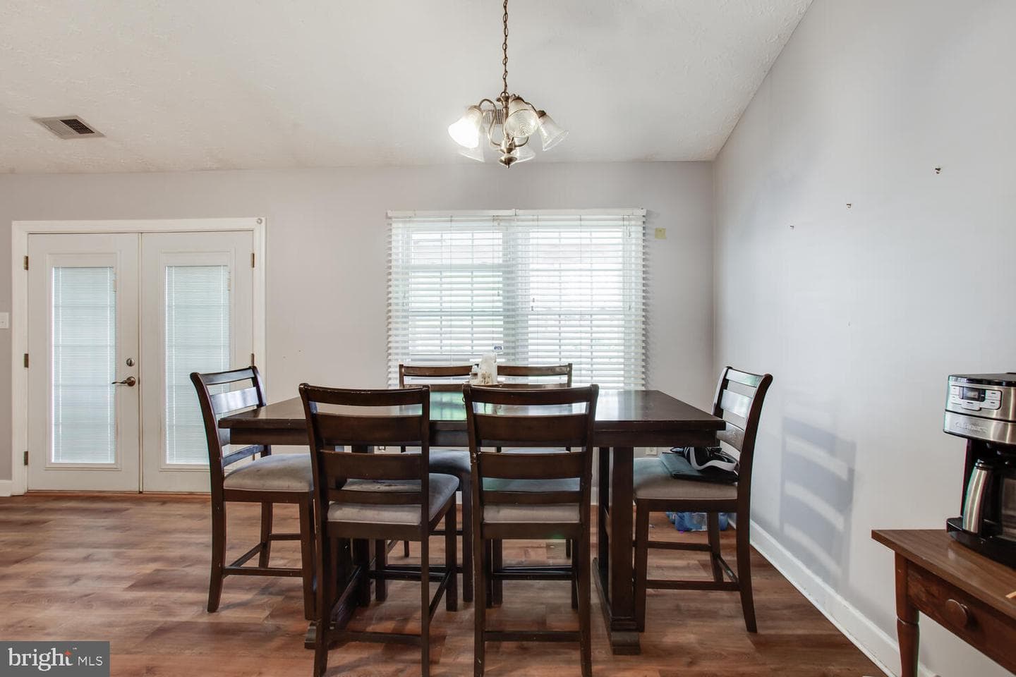 3525 Smoke Tree Court photo 9
