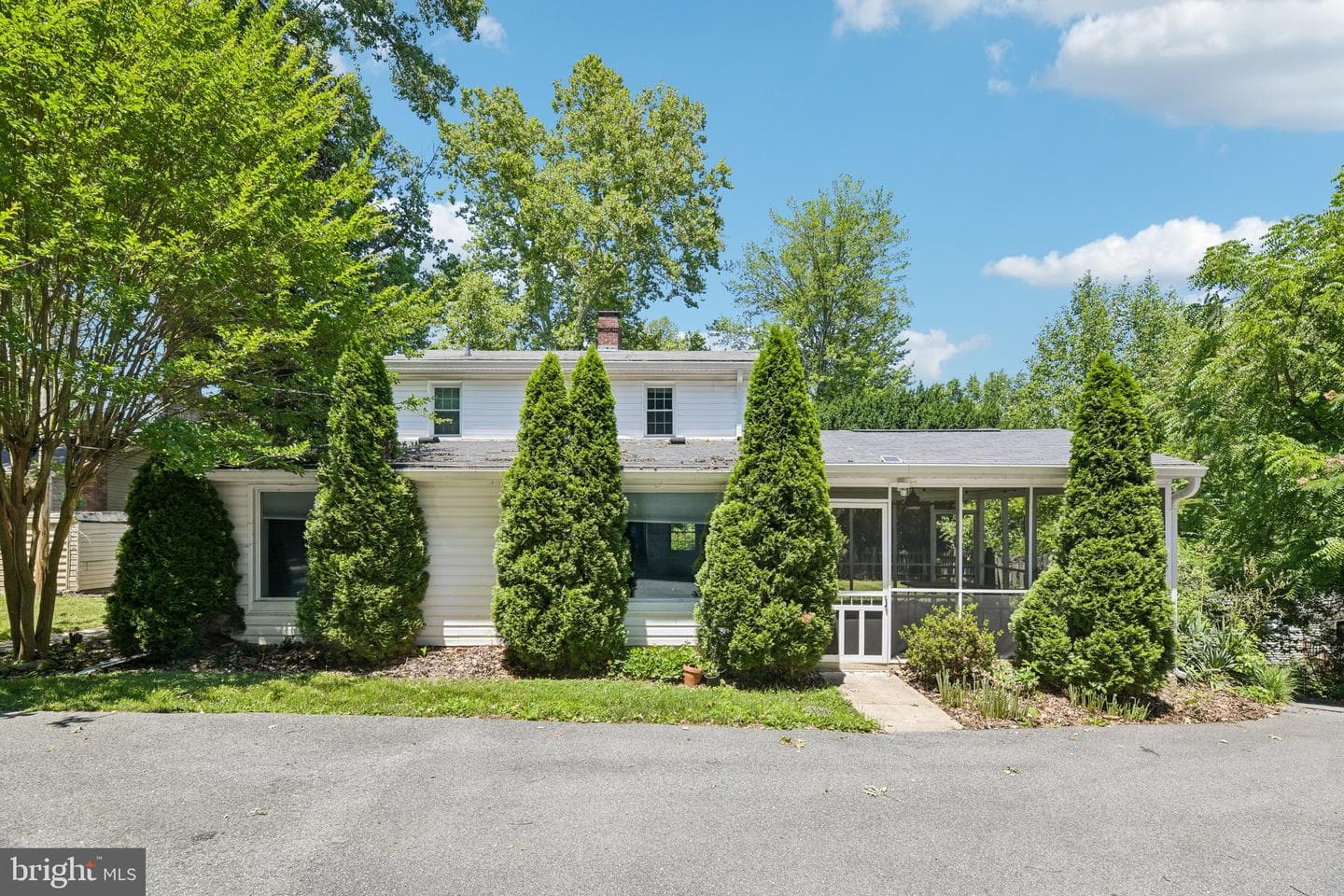 907 Charles Street photo 49