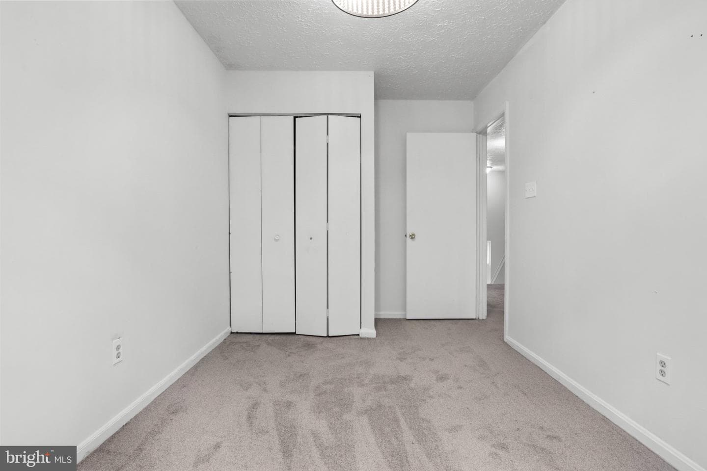 4239 Drake Court photo 17