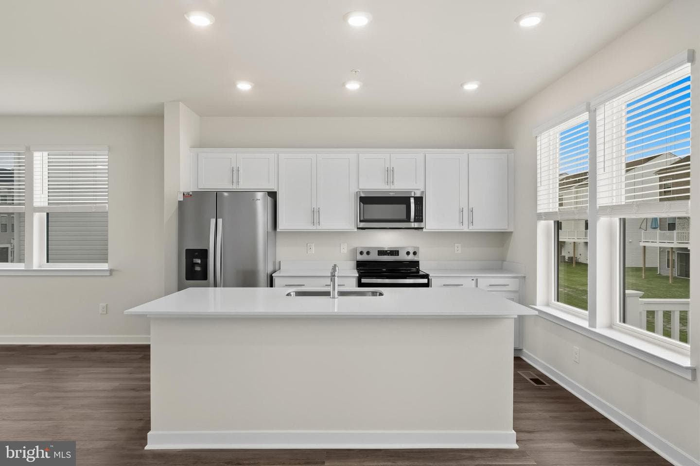 212 Soft Rush Lane photo 15
